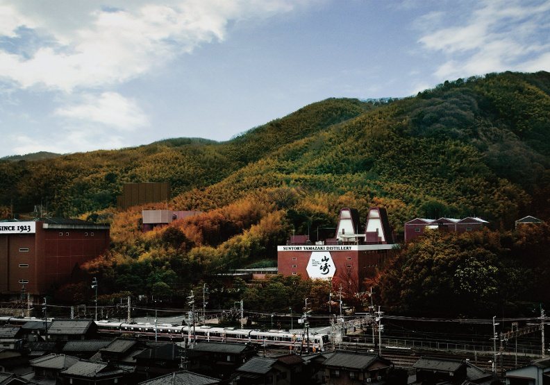 日本威士忌一世纪的传奇起源，正是大坂与京都交界的风水宝地「山崎」。取自脸书@Suntory(photo:UDN)