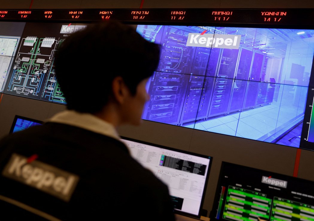 新加坡吉寶（Keppel）資料中心的營運管控中心。  路透
