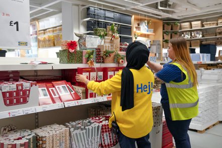 IKEA過去一年開設60家據點，其中許多位於市中心，而非市郊。（路透）