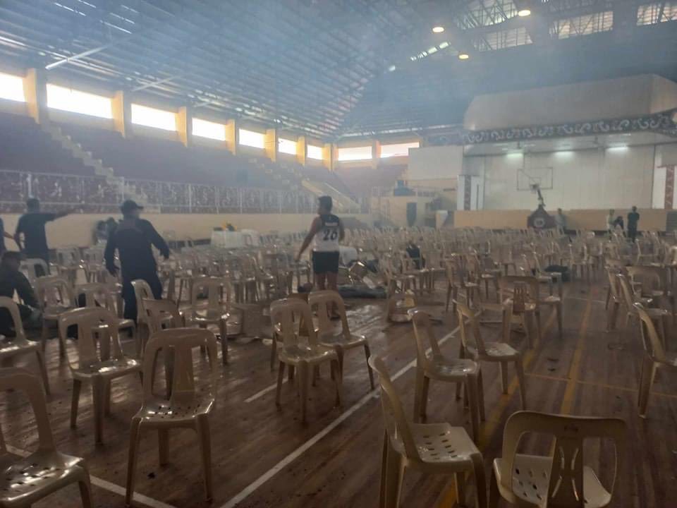 菲律賓馬拉韋市民答那峨州立大學3日上午體育館舉行彌撒驚傳爆炸，造成至少3人喪命、...
