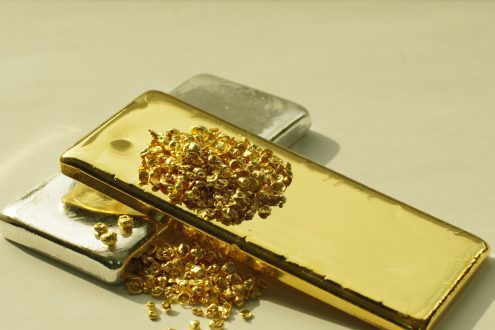 益利達主管受訪時透露，10幾年前每月提煉黃金10~15公斤，現在已經成長至每月能...