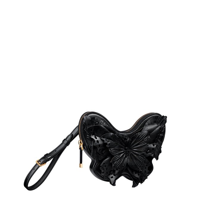 DIOR CARO黑色蝴蝶造型小羊皮小袋，58,000元。圖／DIOR提供