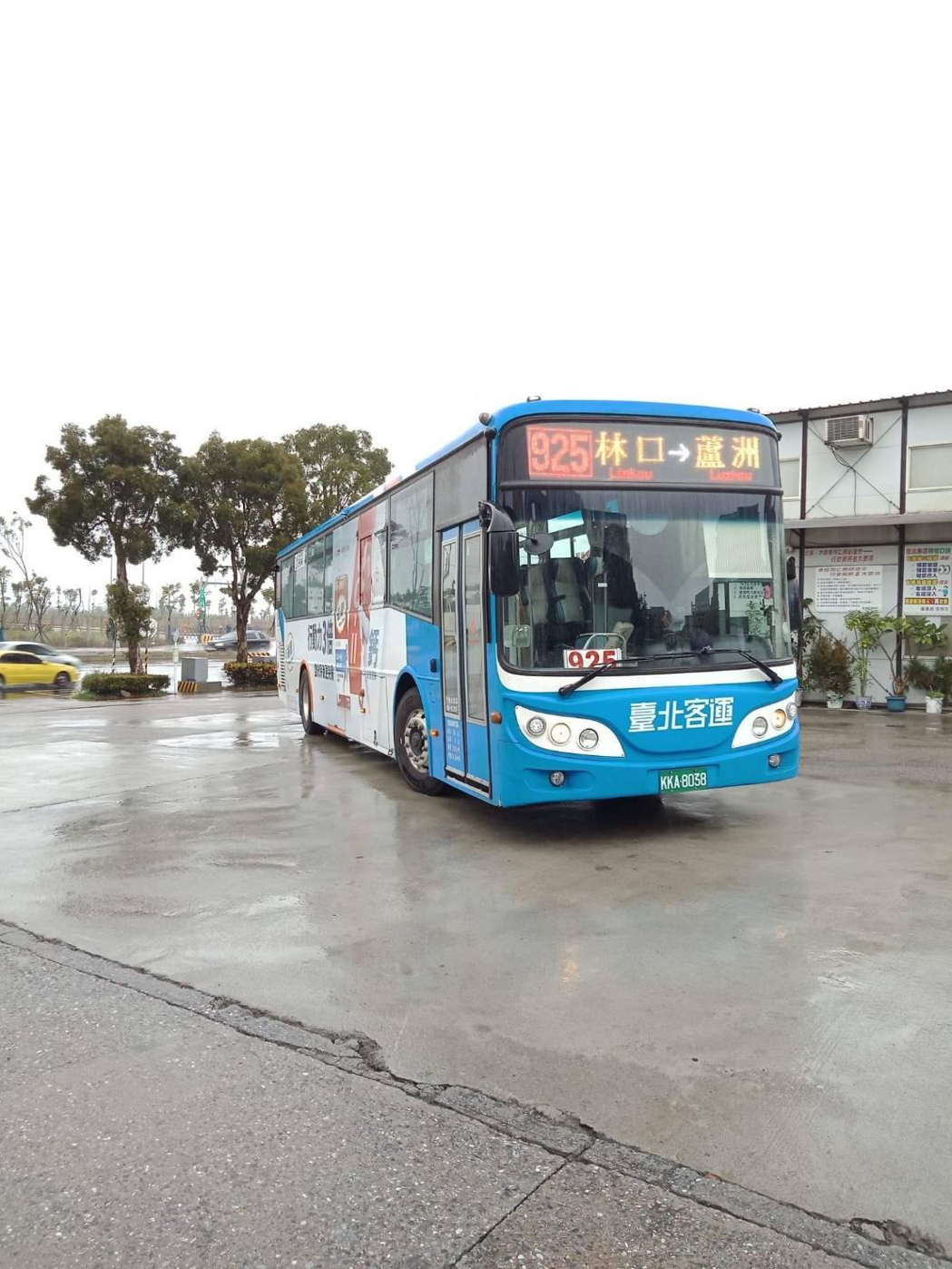 往返林口及三蘆地區台北客運925、925A線公車將自11日起試辦調整行駛動線。圖...