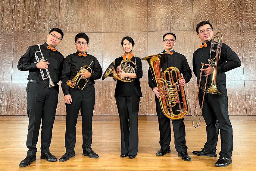 12月23日「Taiwan Brass 臺灣銅管重奏團」帶來一系列耳熟能詳的耶誕...