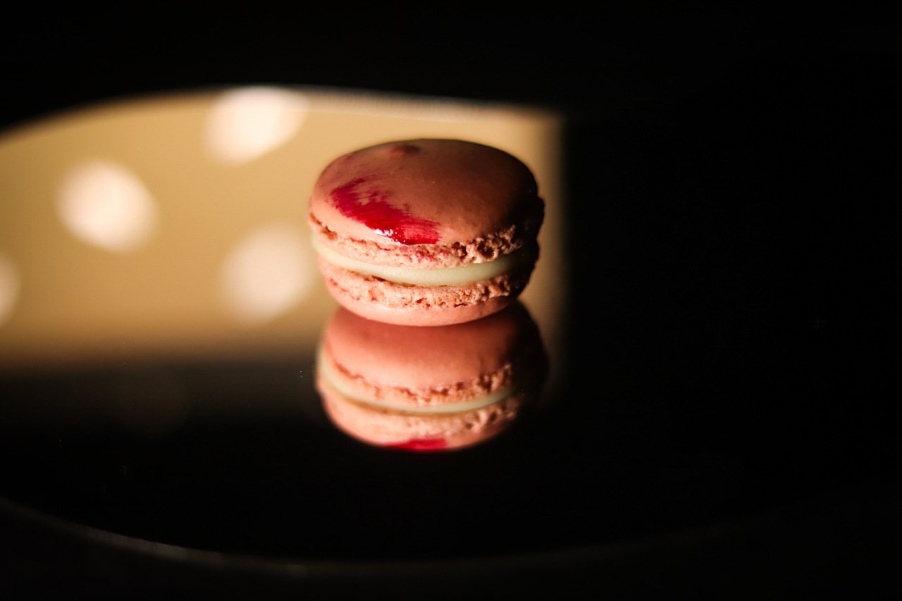 法國經典甜點馬卡龍被譽為「少女酥胸」。Eric Hsu攝