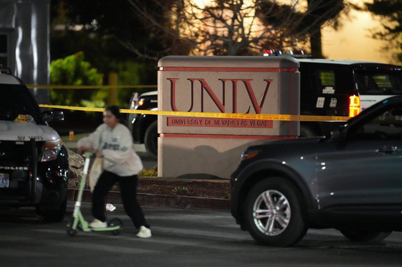 拉斯維加斯內華達大學（UNLV）爆發校園槍擊，涉案嫌犯已經身亡。美聯社