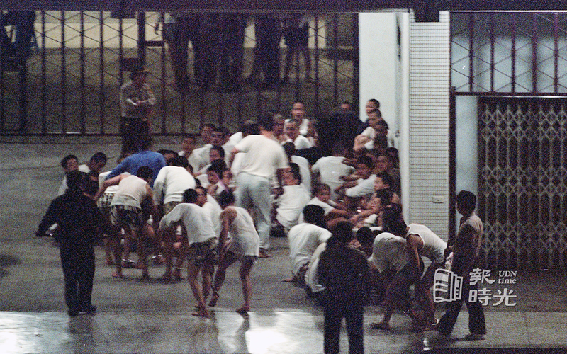 新竹少年監獄發生暴動。聯合報系資料照（1996/11/21 曾學仁攝影）