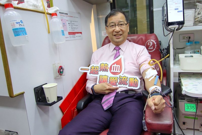 力麗觀光董事長蔡宗易年年參與集團公益捐血活動。 力麗觀光／提供