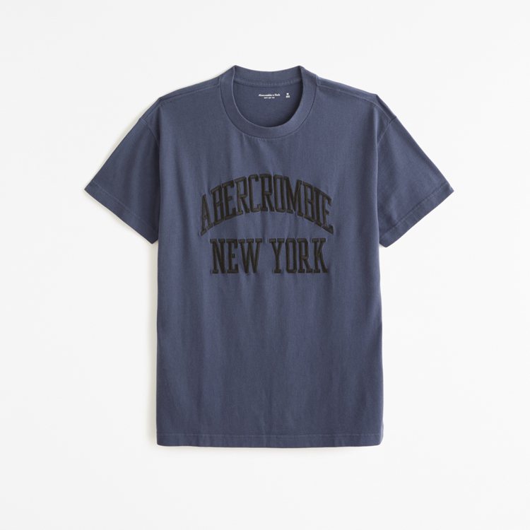 Abercrombie & Fitch T恤，1,790元。圖／Aber...