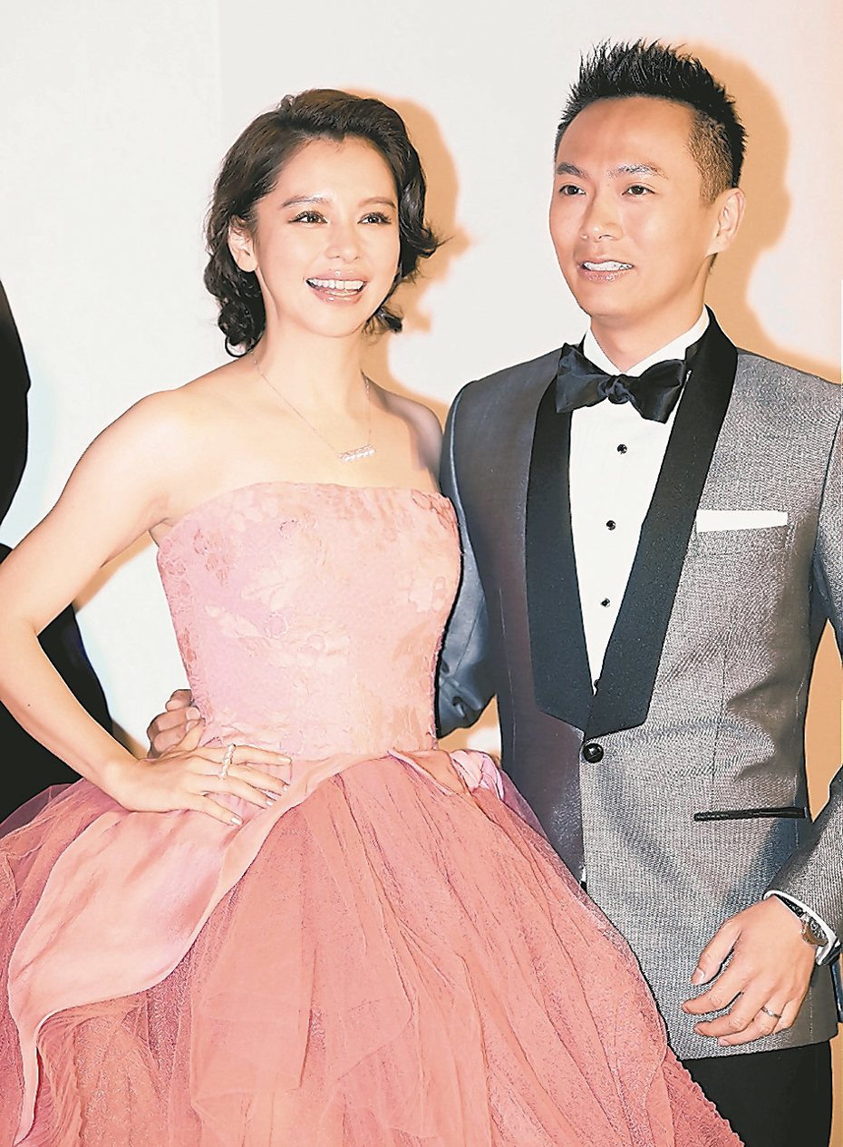 徐若瑄（左）與夫婿李雲峰結束9年婚姻。圖／本報資料照片