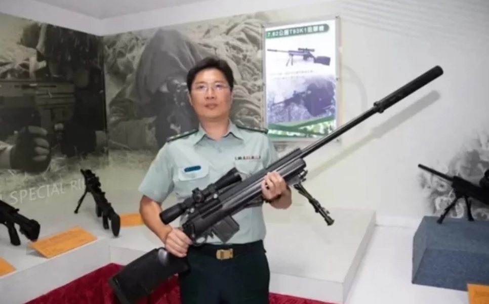 軍備局205廠自製7.62公厘半自動T93輕型狙擊槍。圖／取自國防部青年日報
