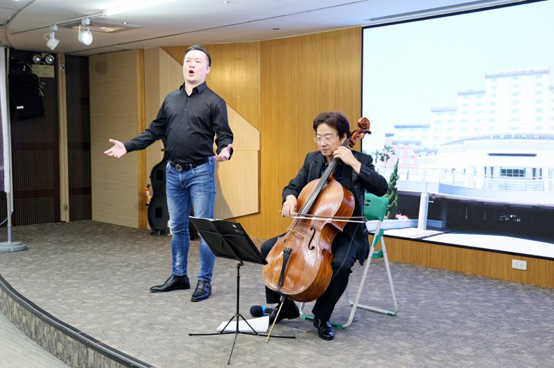 台南400用音樂會迎第一道曙光，邀請大提琴家張正傑等演出。圖／台南市政府提供