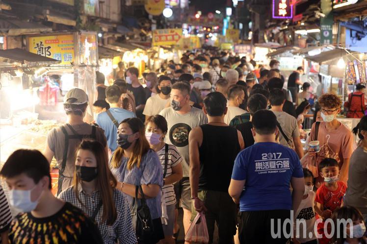 夜市文化是台灣獨有的在地特色之一。 聯合報系資料照／記者許正宏攝影