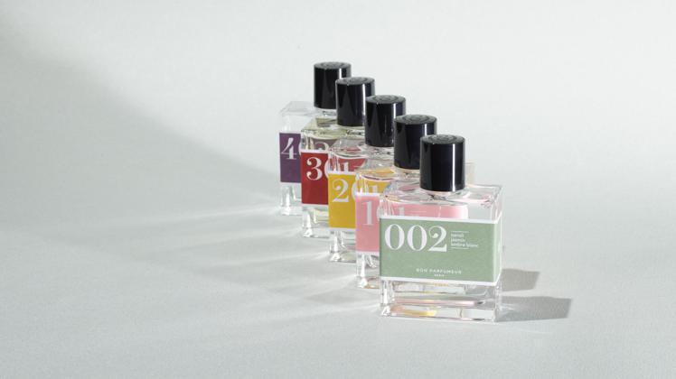 來自法國巴黎的獨立香水BON PARFUMEUR的Les Classiques系列，共區分為10大嗅覺家族，中性特質男女皆宜，並可透過「疊香」打造自己的香水公式。圖／藍鐘提供
