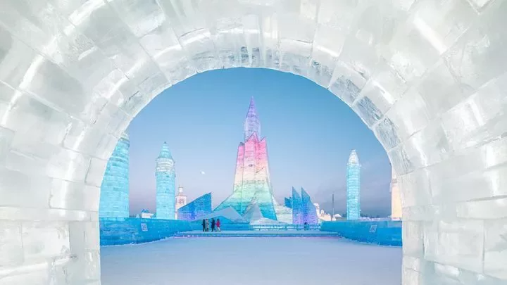 哈爾濱「冰雪大世界」是馳名國際的經典冬日盛宴。　 圖：海峽兩岸旅遊交流協會（攝影...