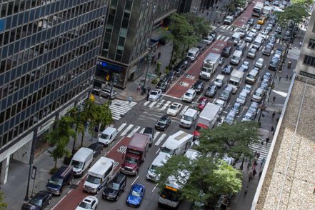 紐約預計徵收曼哈頓堵車費，每日15美元。(美聯社)