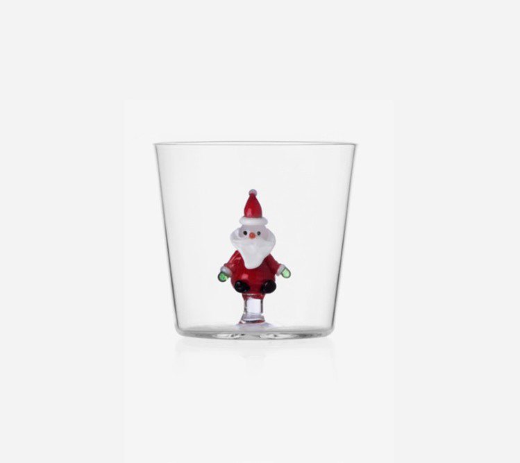 精品手工吹玻璃聞名的Ichendorf，今年以耶誕元素推出立體造型玻璃杯。圖／Onefifteen提供