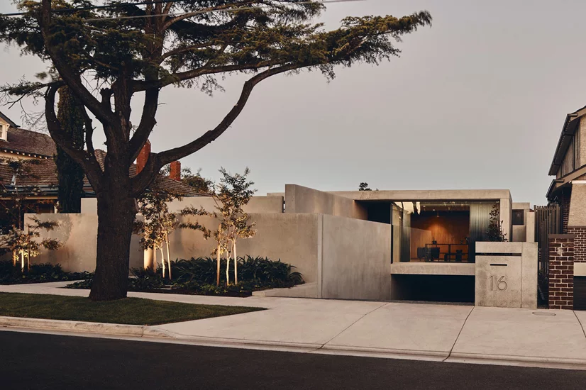 【設計與生活】怎麼拍都美的住宅！清水混凝土與玻璃的完美方程式