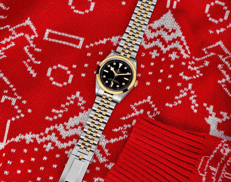 BlackBay 36 S&G碧灣型36黃金鋼腕表，黑色面盤、時間顯示、鑲鑽，黃金與精鋼表帶，19萬8000元。圖／TUDOR提供