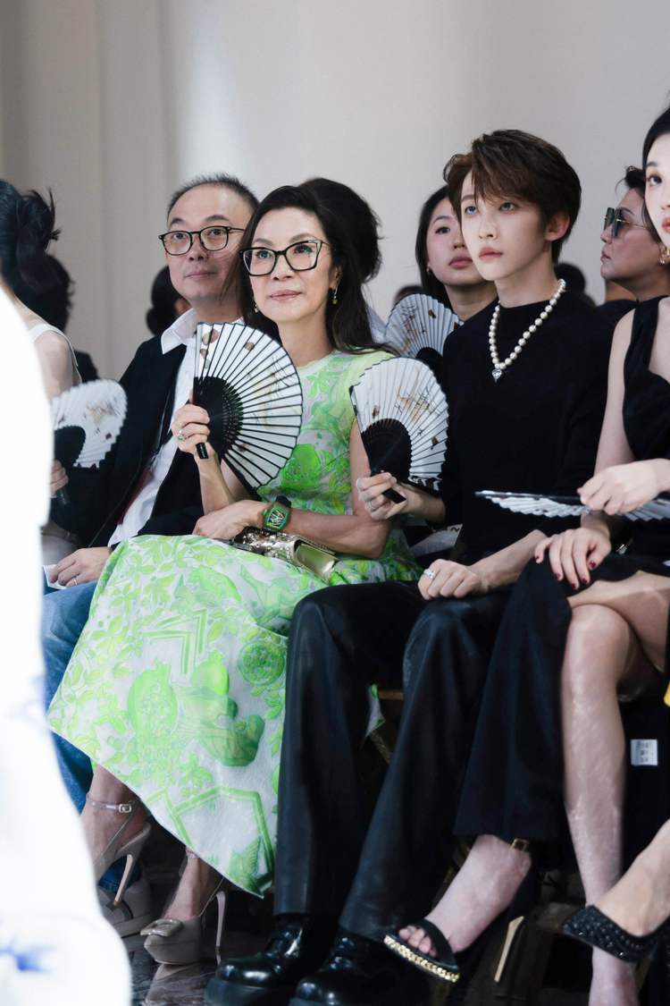 楊紫瓊原就是SHIATZY CHEN品牌超級好友，今年曾兩度現身品牌歐美時裝周大秀。圖／SHIATZY CHEN提供