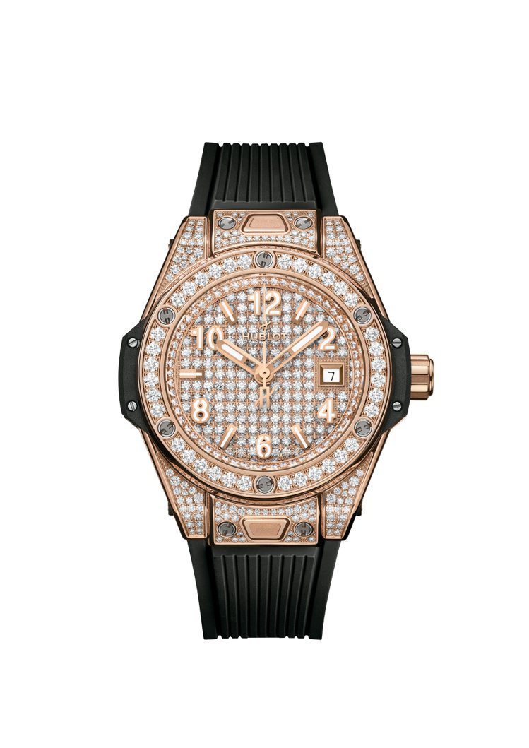Big Bang One Click皇金滿鑽腕表，39毫米滿鑽款，173萬元；33豪米滿鑽款，133萬8,000元。圖／宇舶表提供