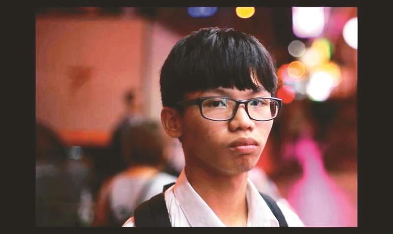 已經解散的香港學生組織「學生動源」前召集人、港獨人士鍾翰林，已在英國時間12月27日晚上到達倫敦，並申請政治庇護。（美聯社）