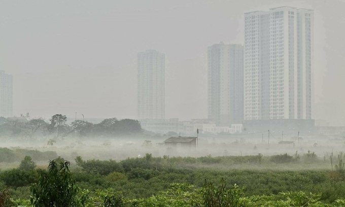 越南首都河內市入冬之後空氣品質不時拉警報，過去一週污染情況動輒「紫爆」。圖片來源/Express