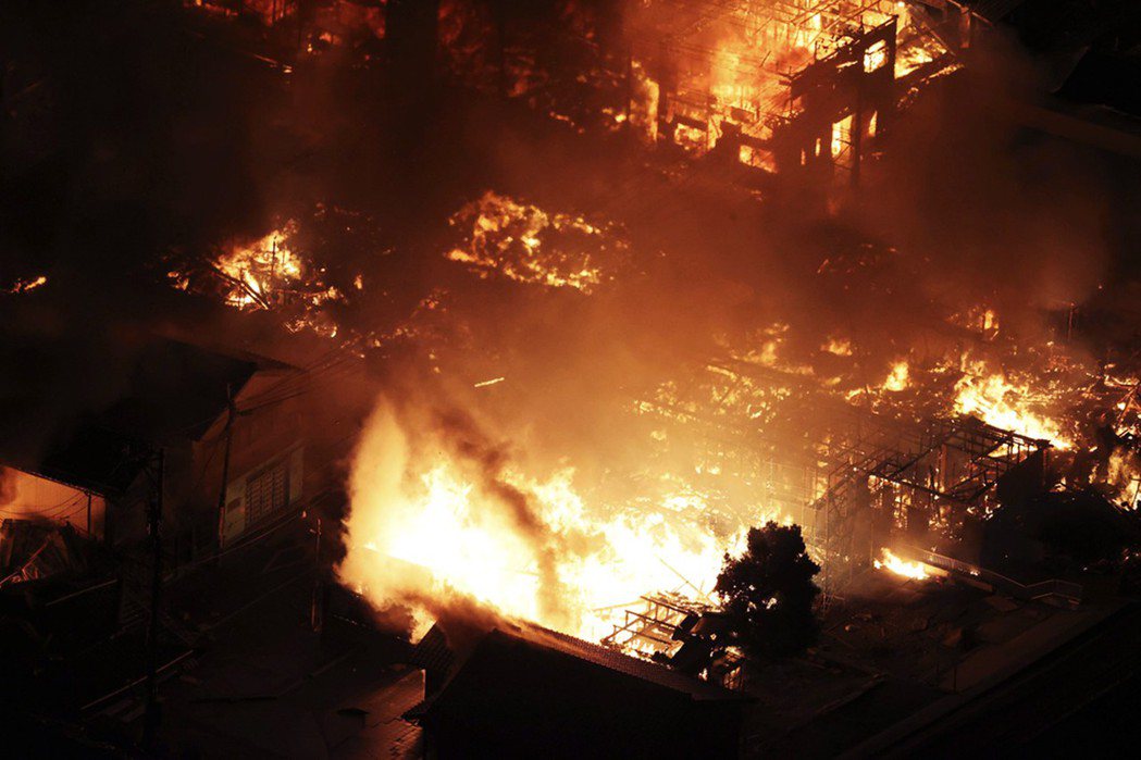 截至1日的晚間18：30，目前已知的災情主要都在石川縣：輪島市市區內有火災發生，...