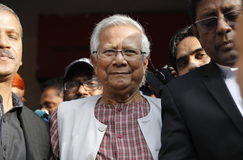 2006年諾貝爾和平獎得主、孟加拉「微型貸款先驅」尤努斯今天遭法官判決違反勞動法，處以6個月有期徒刑。美聯社