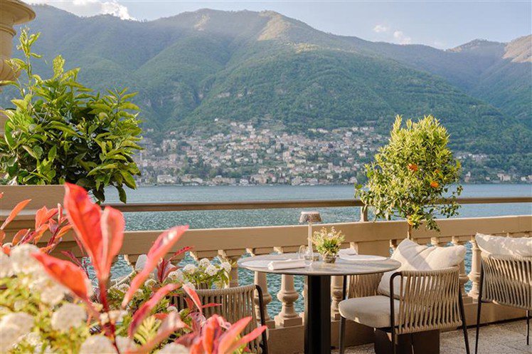 科莫湖文華東方酒店位於義大利科莫湖畔，提供五星級的湖畔奢華體驗。圖/台北文華東方酒店提供