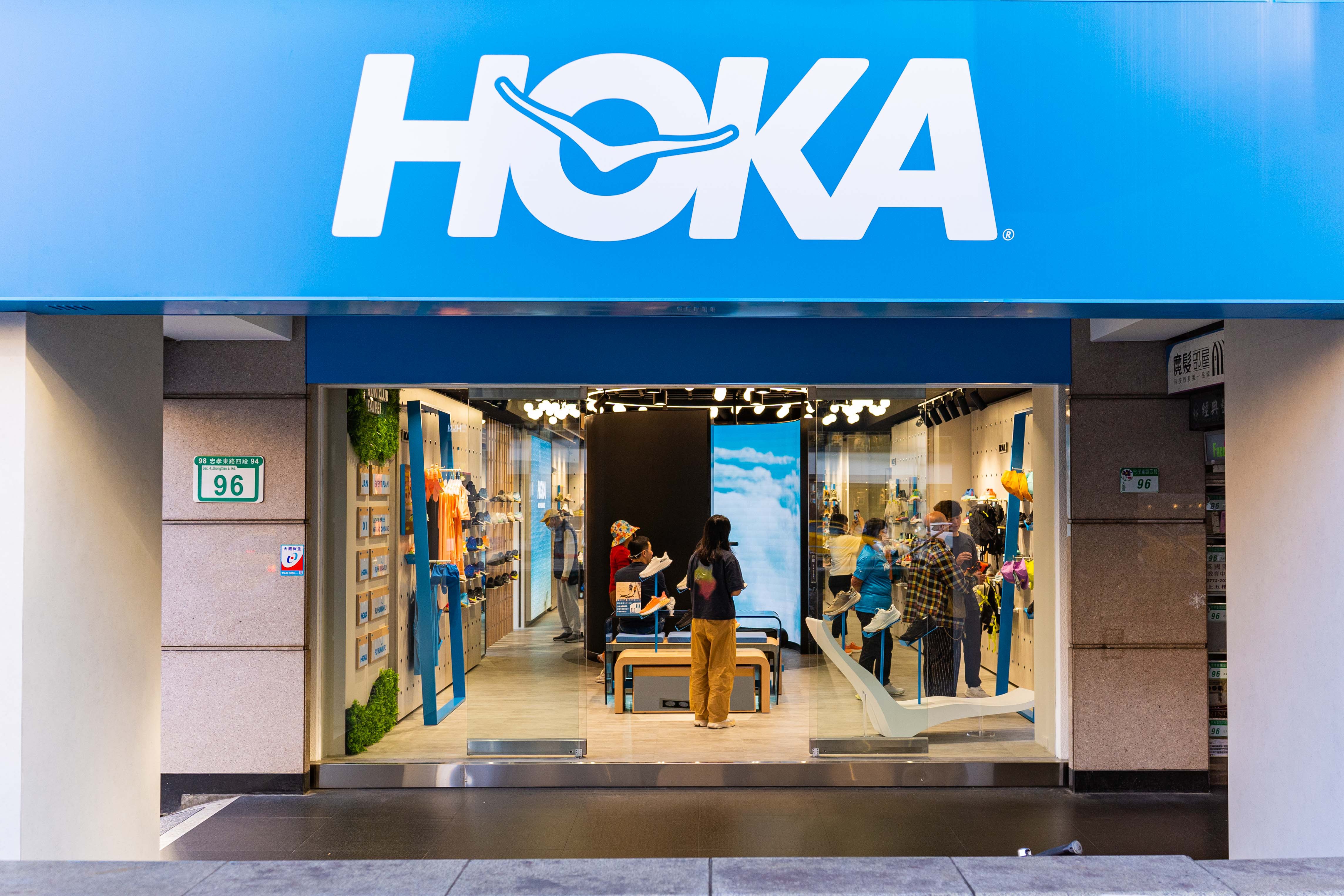 HOKA插旗<u>東區</u>打造首間獨立專賣店 搶先開賣限定潮流鞋款