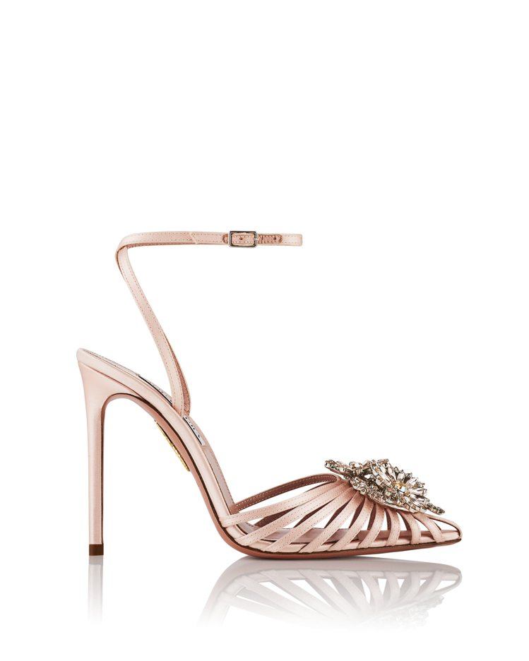 Aquazzura，玫瑰粉色Crystal Margarita高跟鞋，52000元。圖／Aquazzura提供