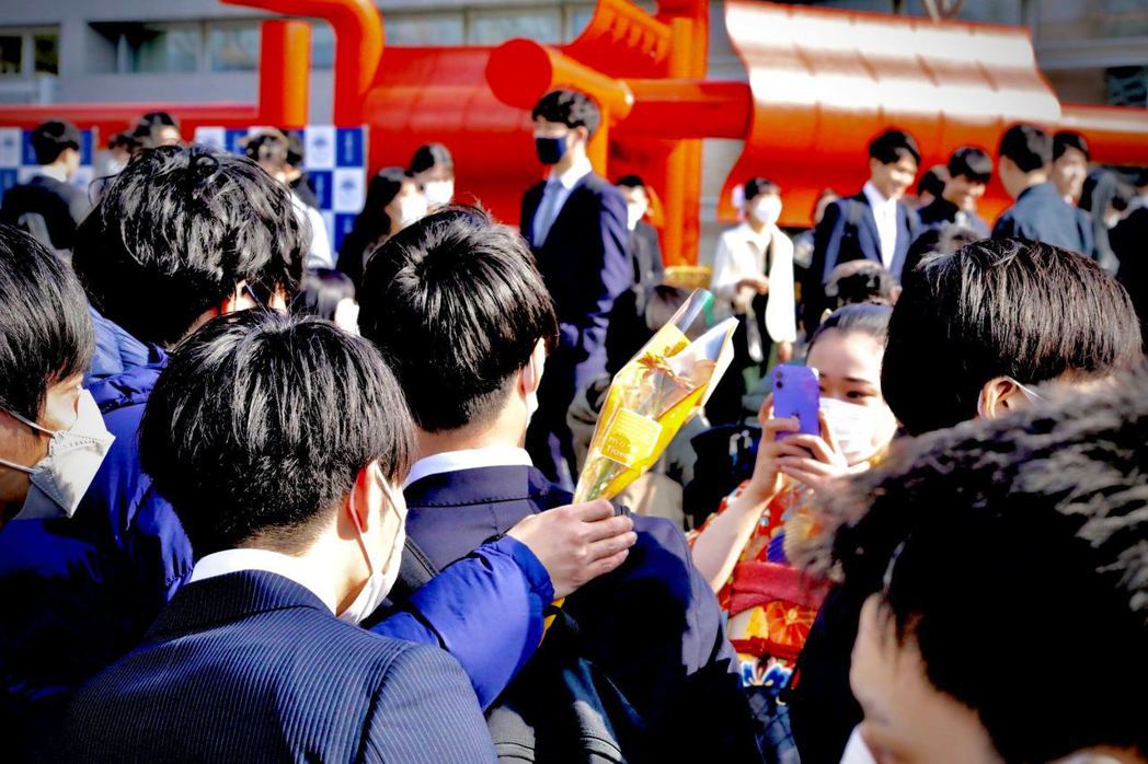 在日本遇到的中國留學生形形色色，最好的理解方式還是傾聽與交流。圖為京都大學202...