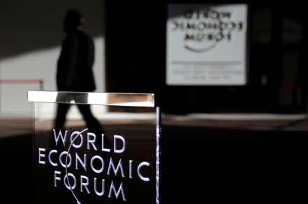 今年在世界經濟論壇（WEF）年會前做的調查顯示，多數經濟學家預期，今年將是全球經濟充滿不確定性的一年。   路透