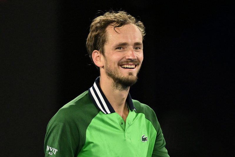 Russian Star Medvedev Advances to Australian Open Men’s Singles Final