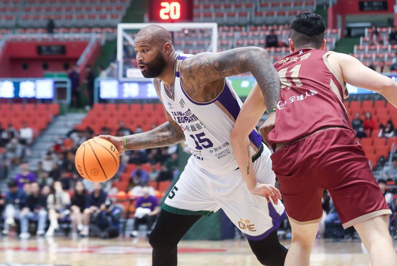 DeMarcus Cousins’ Impressive Debut for T1 League Taiwan Beer Wing Fung Clouded Leopards