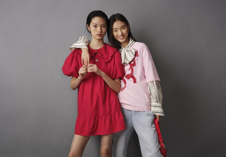 H&M新春系列將盤扣與祥龍圖案自然融入天鵝絨繫帶上衣、長裙、羅紋針織上衣與針織背心。圖／H&M提供