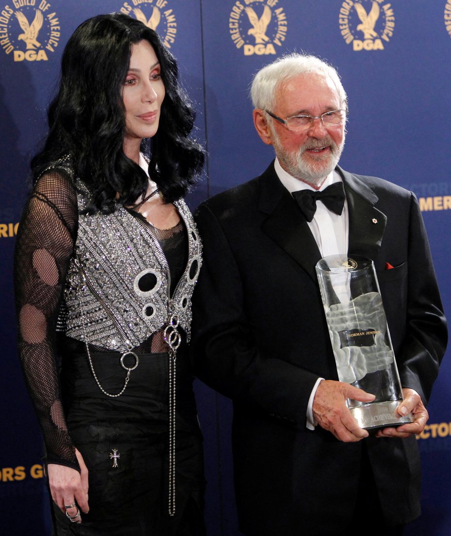 雪兒（左）難忘拍了諾曼傑維遜（右）的片子讓她得到奧斯卡金像獎。（路透資料照片）
