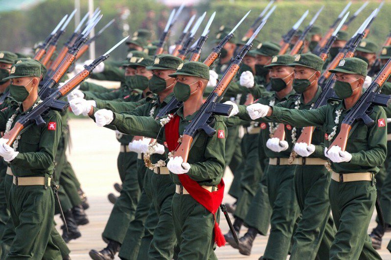 緬甸軍政府內部不滿上升，難壓制反抗軍抵抗，外媒認為有可能倒台。（Wikimedia Commons）