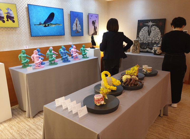 藝廊「沂藝術」以「怪物（Monsters）」為主題的展覽，集結李小鏡等國內外6名藝術家作品，本周末於第六屆「ONE ART Taipei 藝術台北」登場。記者陳宛茜／攝影