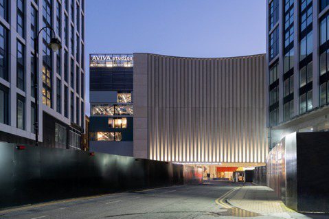 Aviva Studios曼徹斯特新藝文場館：OMA讓藝術蔓延在城市的紋理中。圖...