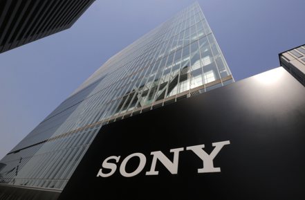 日本Sony集團營業利益24年首次超越南韓三星電子。  美聯社