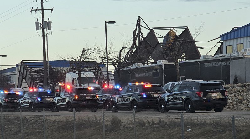 地方官員表示，愛達荷州波伊西機場（Boise Airport）一處機庫施工現場，今天發生崩塌意外，造成3人死亡，9人受傷。 圖／美聯社