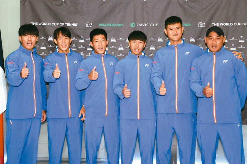 中法台維斯盃世界組總決賽資格戰將於今天在台北市網球中心點燃戰火，中華隊派出夢幻陣容。記者曾吉松／攝影
