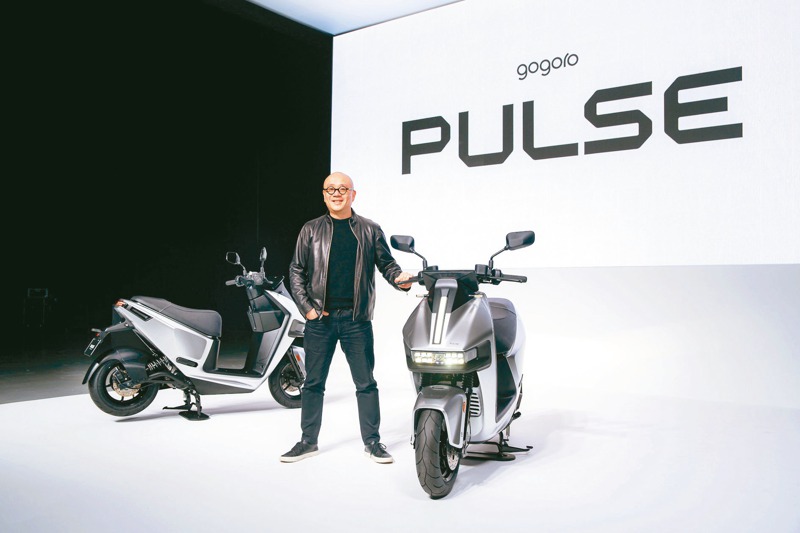 Gogoro推出新車，主打旗艦、高價的Gogoro Pulse，創辦人陸學森看好新車款的銷售表現。圖／Gogoro提供