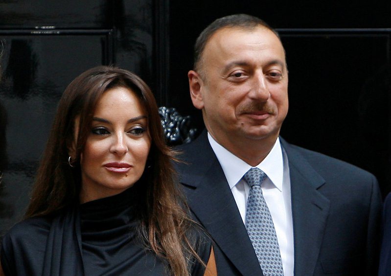 亞塞拜然總統阿利耶夫（右）。（路透）