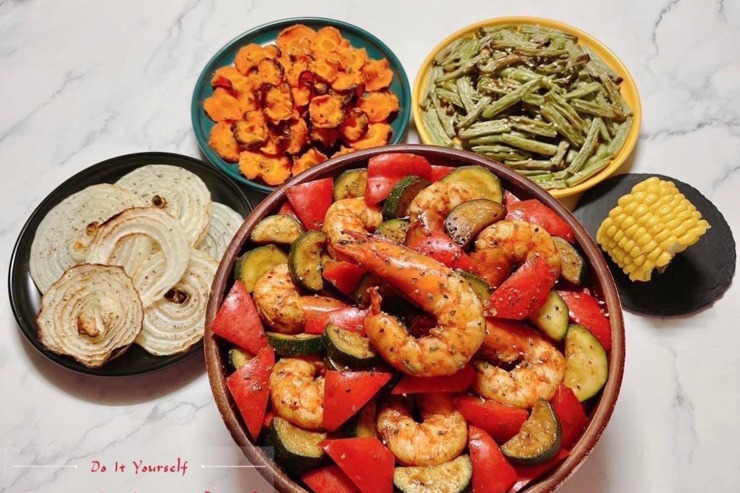 彩虹餐盤🌈減醣料理之紐奧良香料時蔬炒蝦