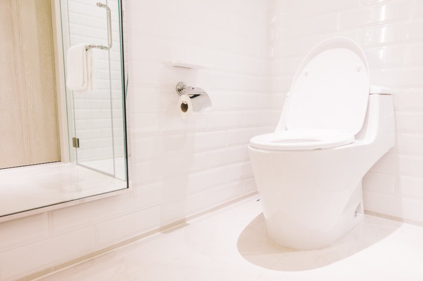 馬桶安裝工法可分為「乾式安裝」與「濕式安裝」，兩種方式各有其優缺點，必須考量浴室...