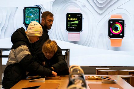 蘋果設計團隊協助開創Apple Watch、iPhone、iPad等熱銷產品。  路透