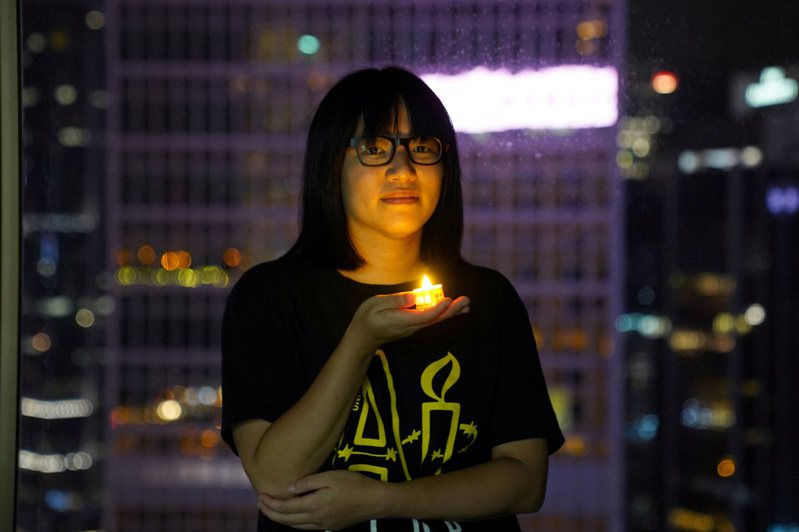 正在還押的香港前支聯會副主席鄒幸彤在昨天情人節宣布，她在被控煽動顛覆國家政權罪的案件完結前不再剪髮。路透資料照片